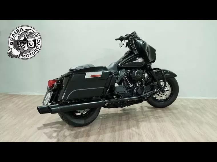 Harley-Davidson Electra Glide Preto 2