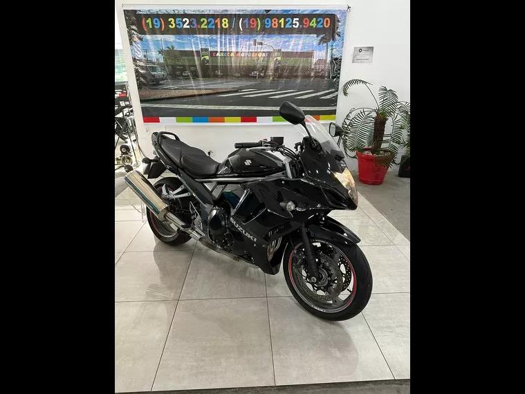 Suzuki GSX Preto 15