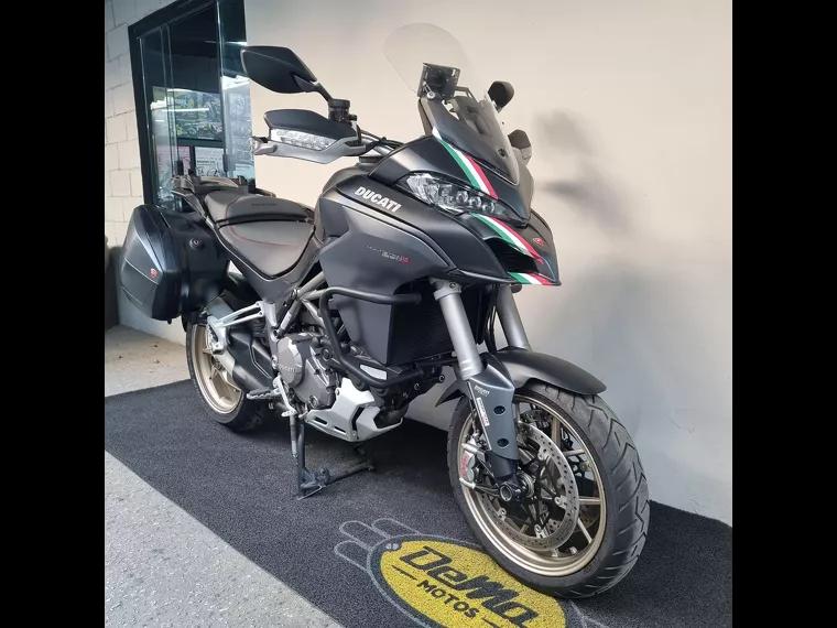 Ducati Multistrada Cinza 2