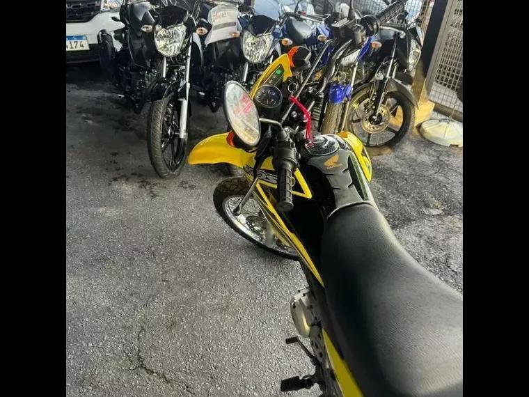 Honda NXR 150 Amarelo 5