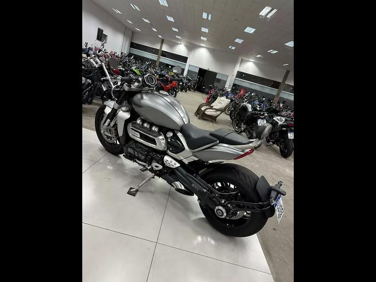 Triumph Rocket III Prata 9