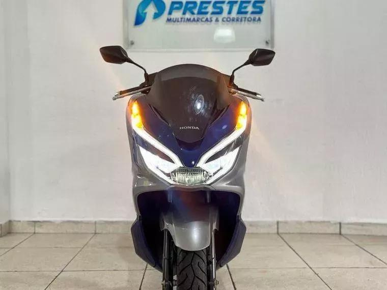 Honda PCX Prata 2