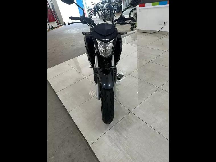 Honda CB Twister Dourado 4