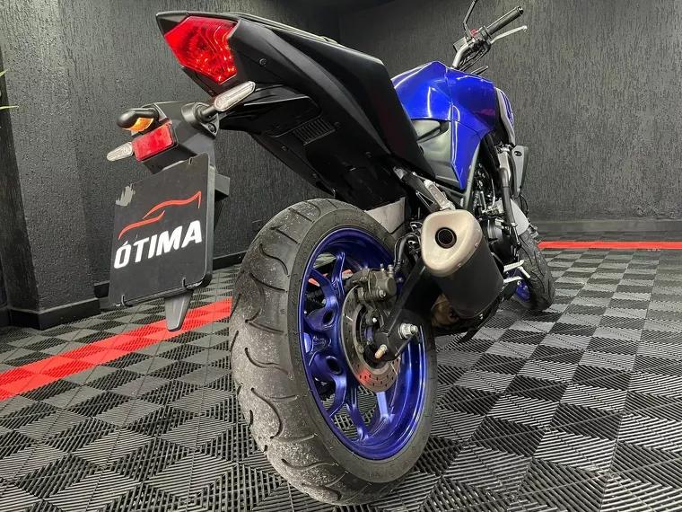 Yamaha MT-03 Azul 15