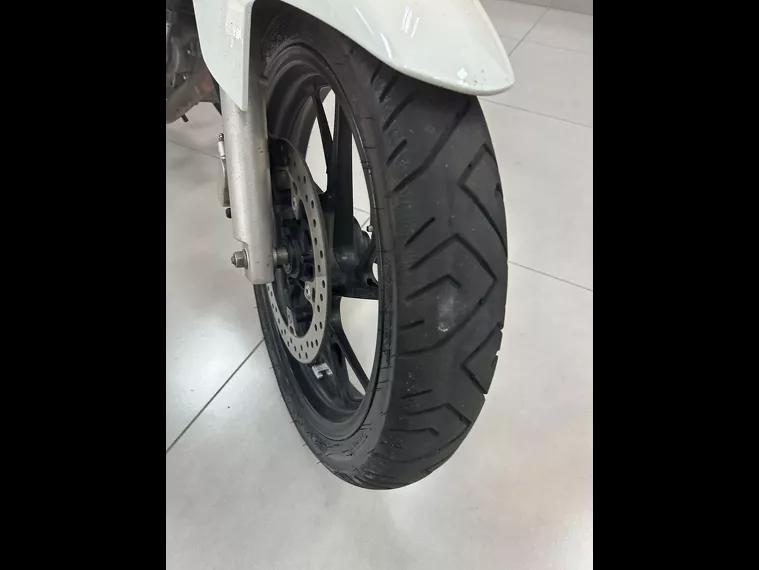 Honda CB Twister Branco 8