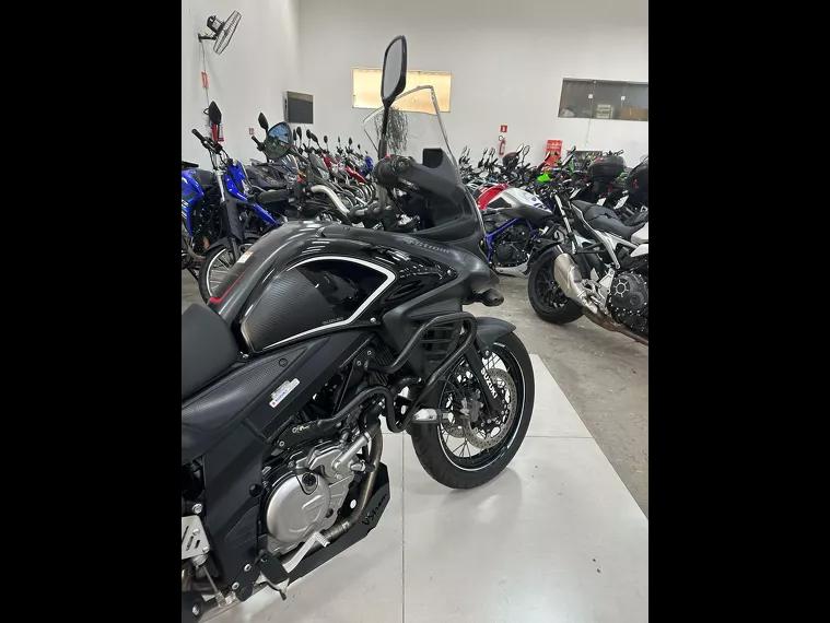 Suzuki V-Strom Preto 11