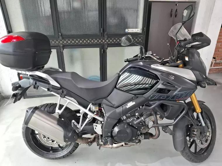 Suzuki V-Strom Preto 2