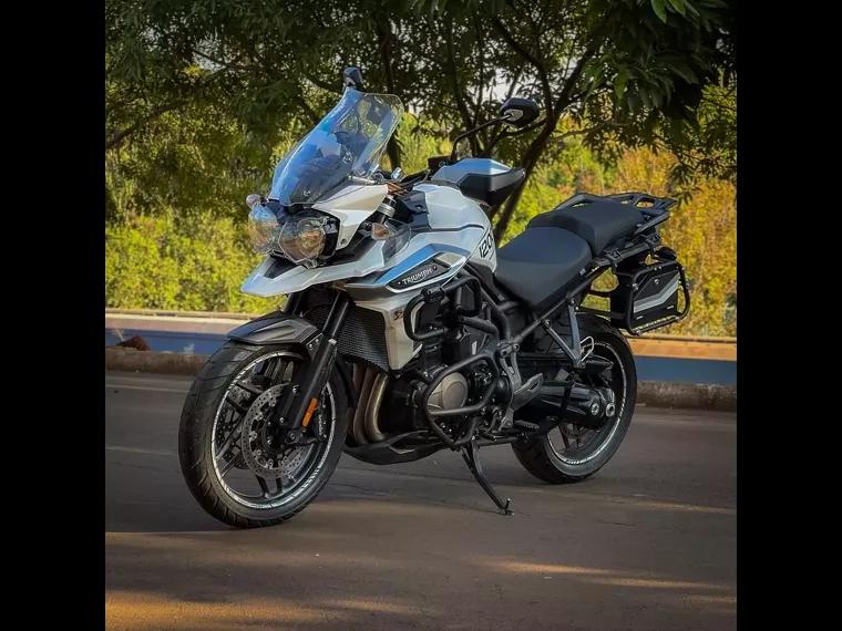 Triumph Tiger 1200 Branco 7