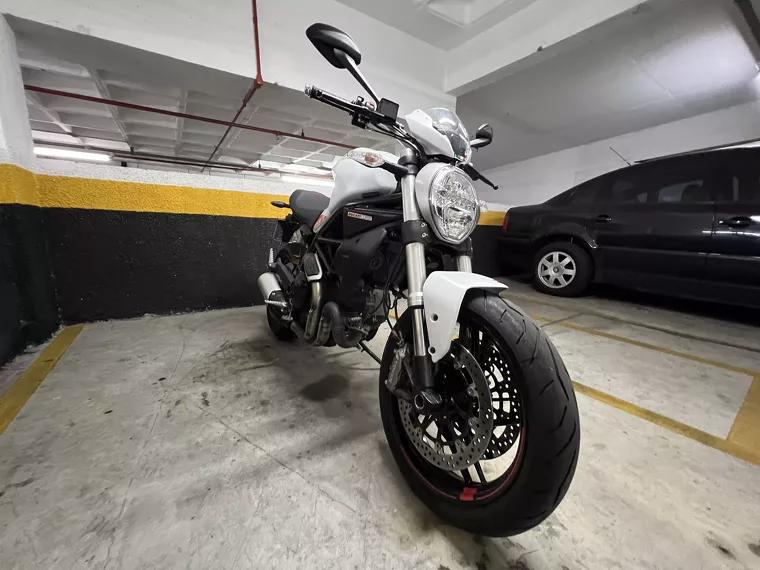 Ducati Monster Branco 16