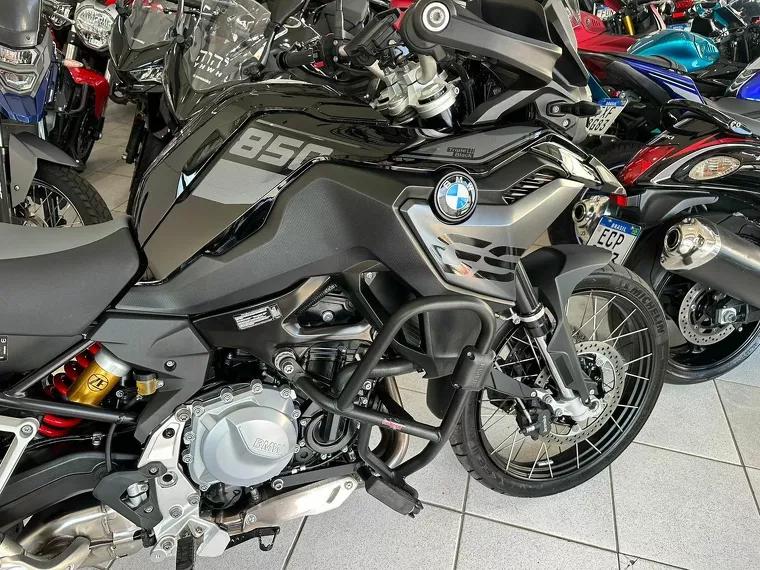 BMW F 850 Preto 24