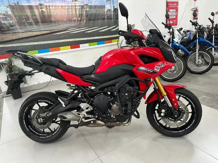 Yamaha MT-09 Vermelho 10