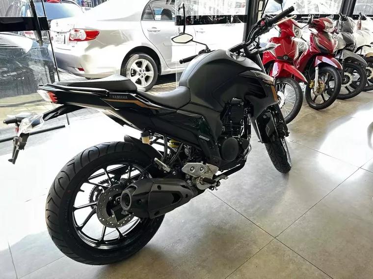 Yamaha Fazer 250 Verde 4