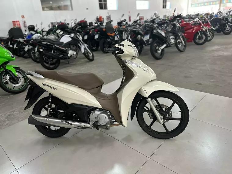 Honda Biz Branco 24