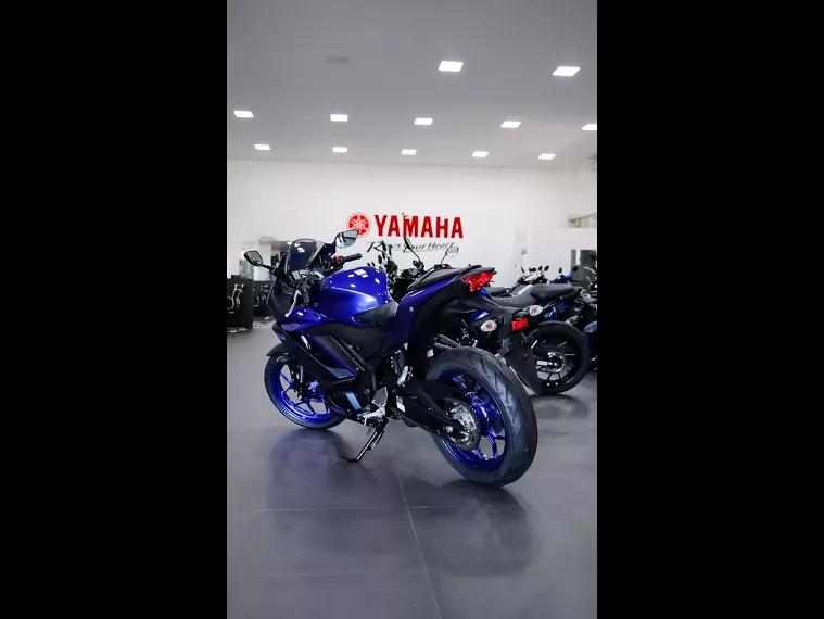 Yamaha YZF R3 Roxo 20