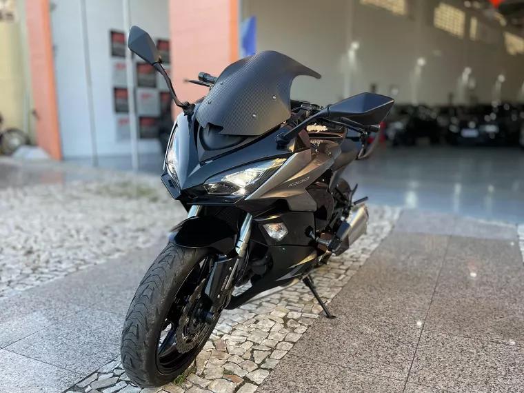 Kawasaki Ninja Preto 1