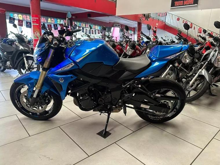 Suzuki GSR Azul 20