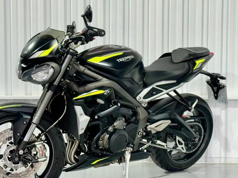 Triumph Street Triple Preto 7