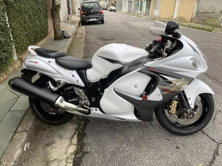 Suzuki GSX Branco 3