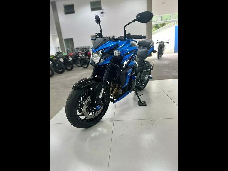 Suzuki GSX-S Azul 2