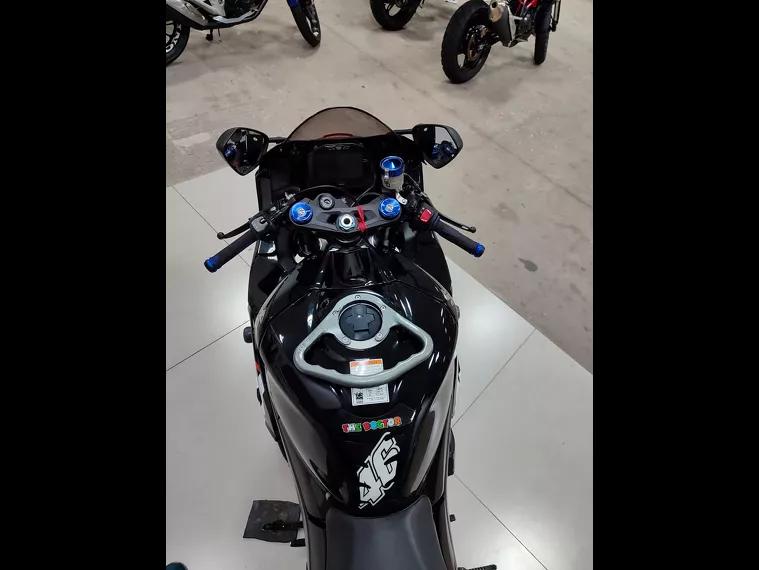 Suzuki GSX-R Preto 8