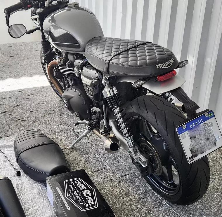 Triumph Speed Twin Prata 3