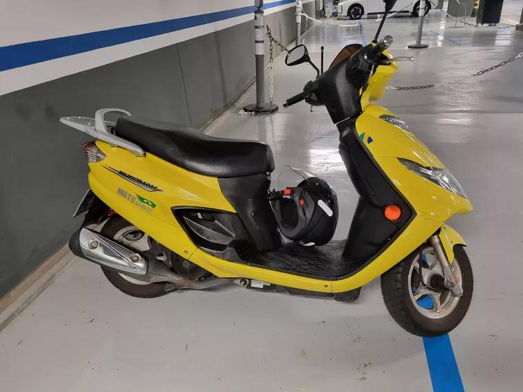 Suzuki Burgman Amarelo 3