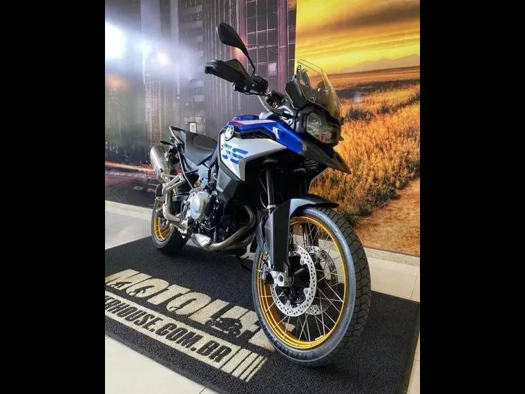 BMW F 850 Azul 6