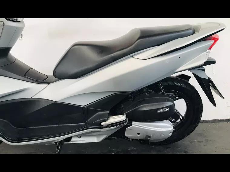 Honda PCX Cinza 6