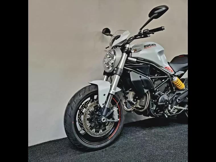 Ducati Monster Branco 5