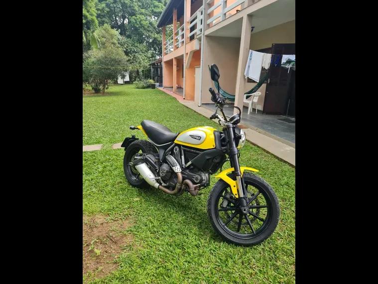 Ducati Scrambler Amarelo 1