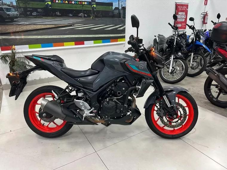 Yamaha MT-03 Cinza 1