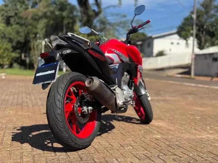 Honda CB Twister Vermelho 5