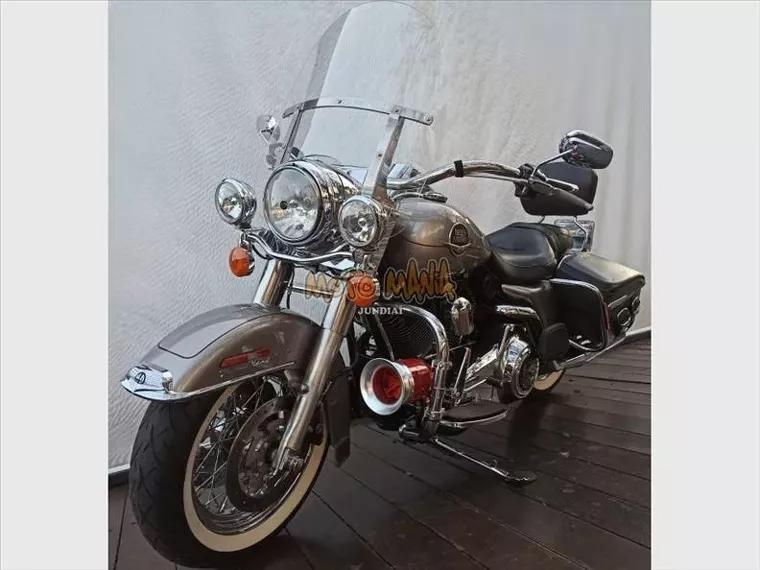 Harley-Davidson Road King Prata 8