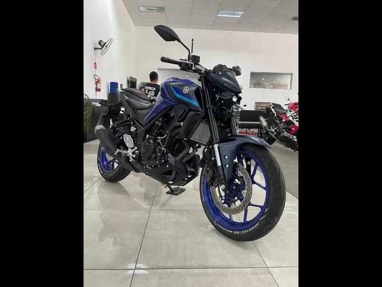 Yamaha MT-03 Azul 12