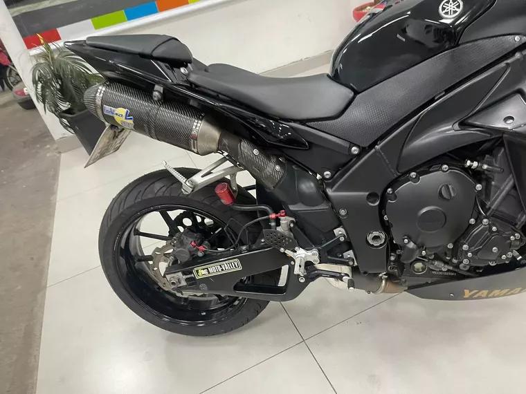 Yamaha YZF R1 Preto 20