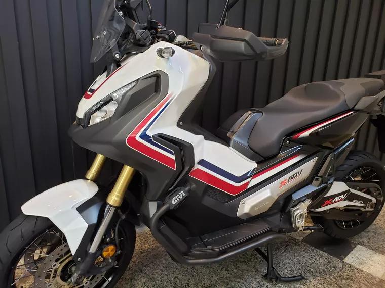 Honda X-Adv Branco 14