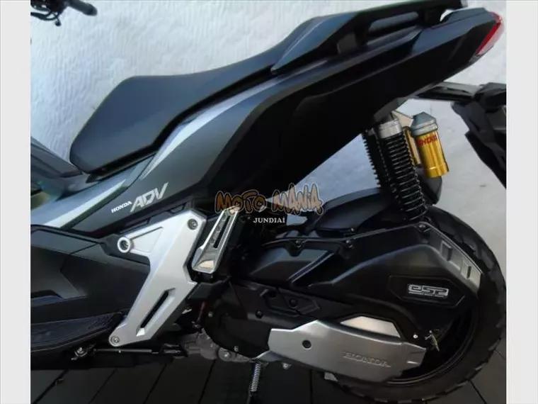 Honda Honda ADV Verde 5