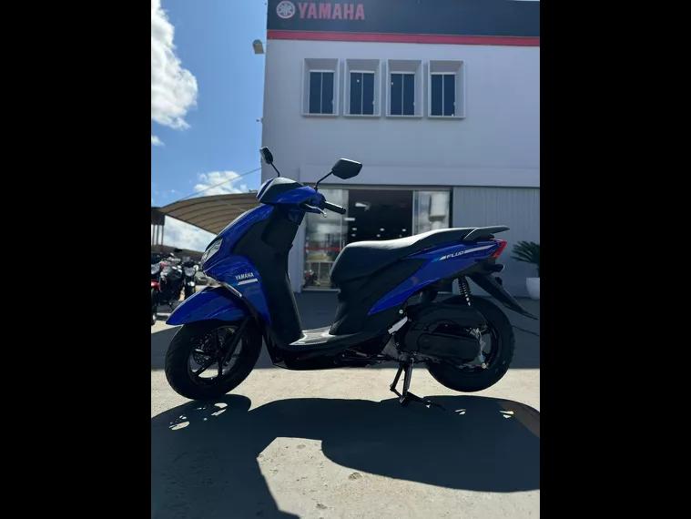 Yamaha Fluo Preto 30