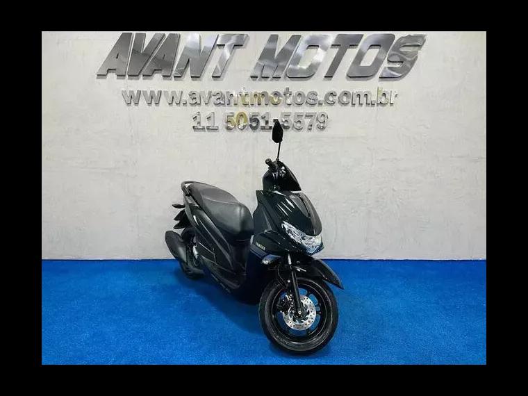 Yamaha Fluo Preto 13