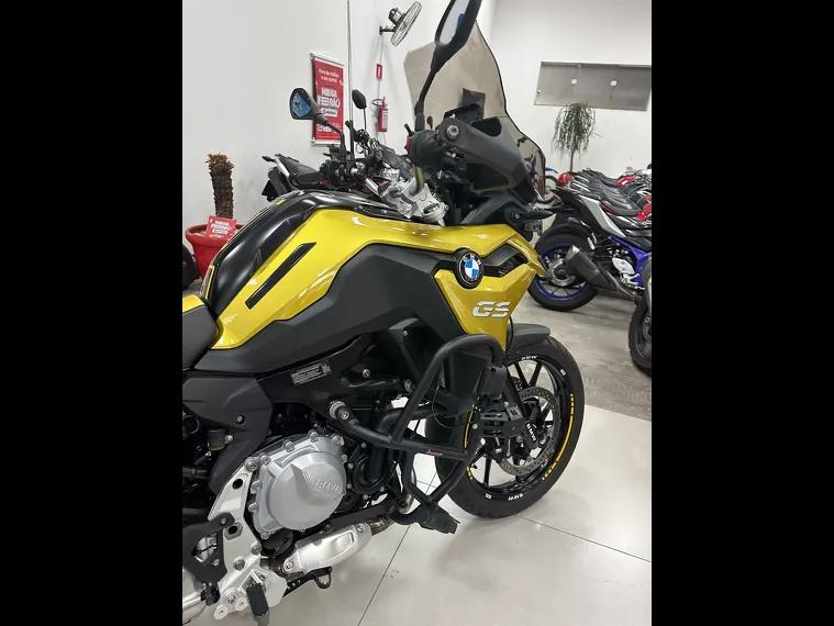 BMW F 750 Amarelo 17