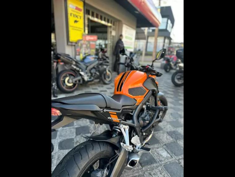 Honda CB 650 Laranja 4