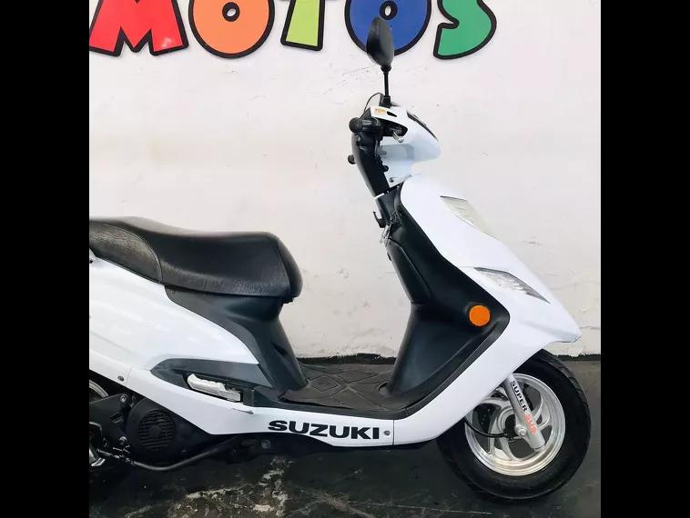 Suzuki Burgman Branco 2