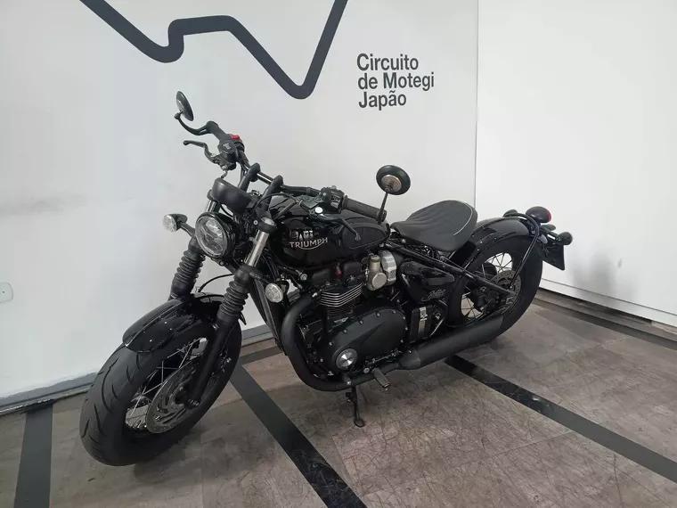 Triumph Bobber Preto 4