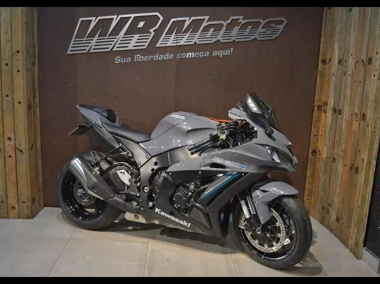 Kawasaki Ninja Cinza 3