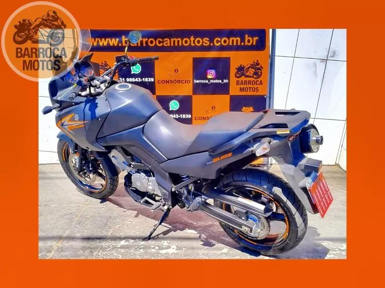 Suzuki V-Strom Preto 3