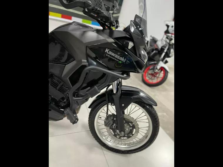 Kawasaki Versys Preto 13