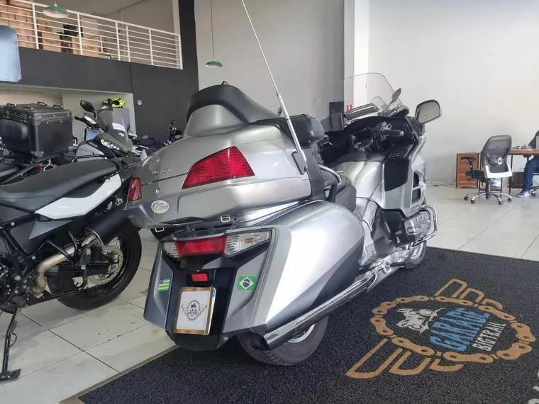 Honda Gold Wing Prata 6