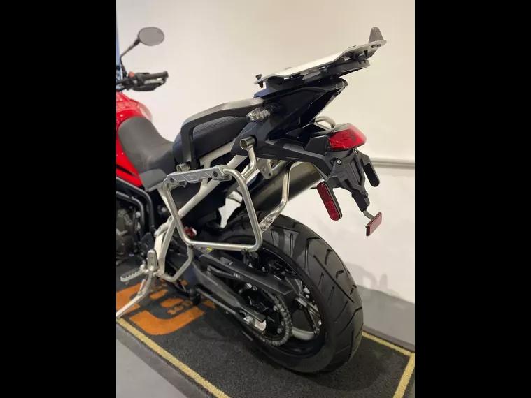 Triumph Tiger 900 Vermelho 18