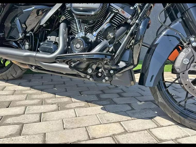 Harley-Davidson Street Glide Preto 10