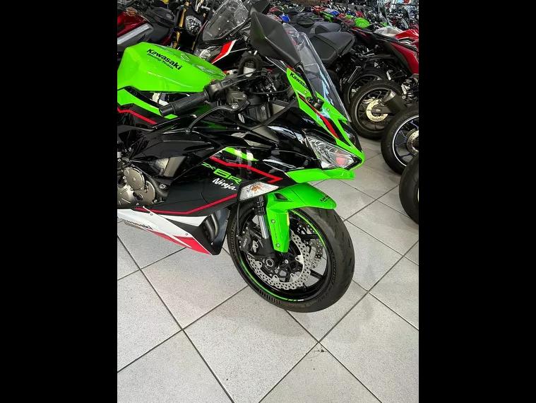 Kawasaki Ninja Verde 7